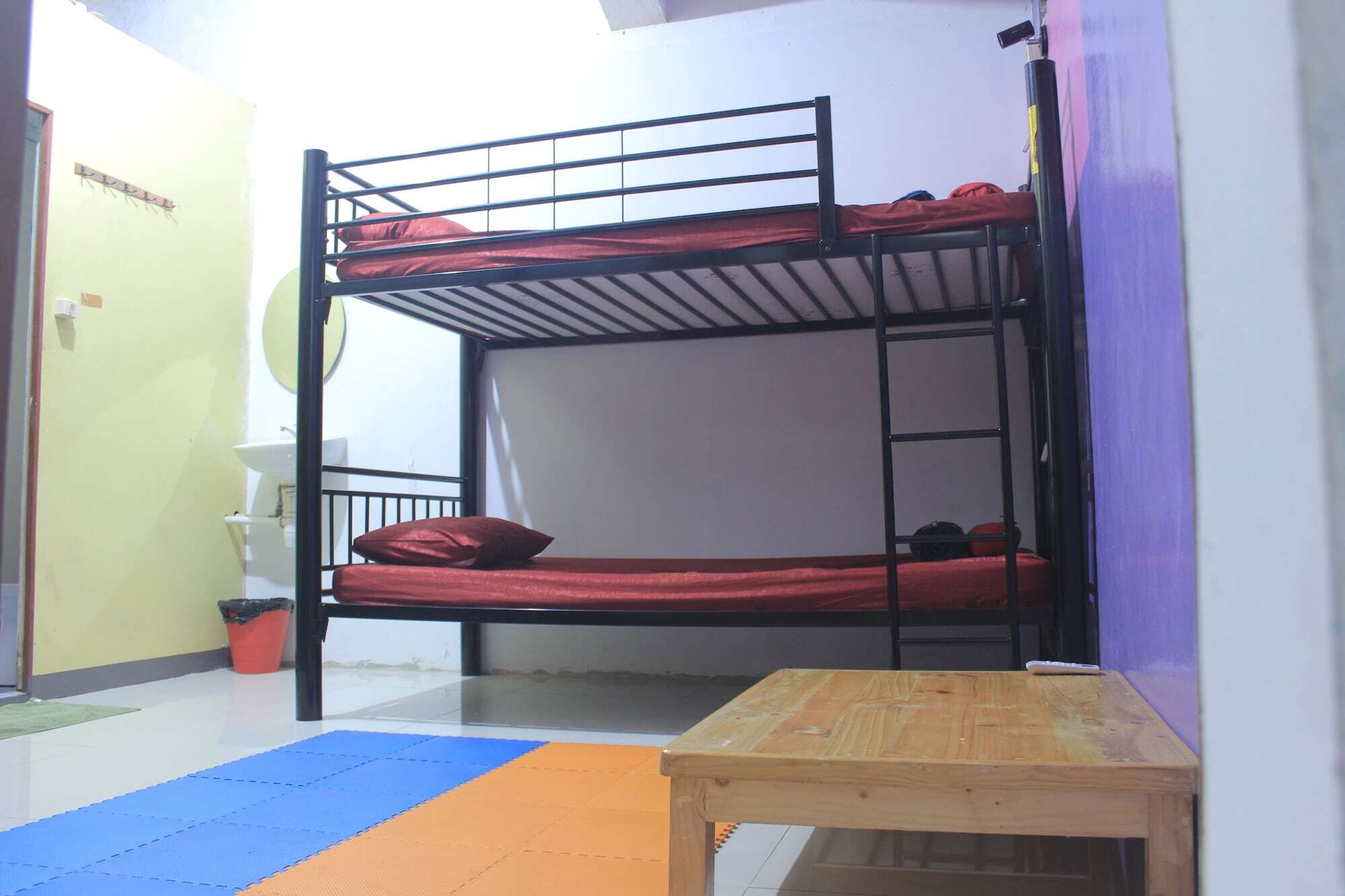 Simplycity Hostel Syariah Bandung Bagian luar foto