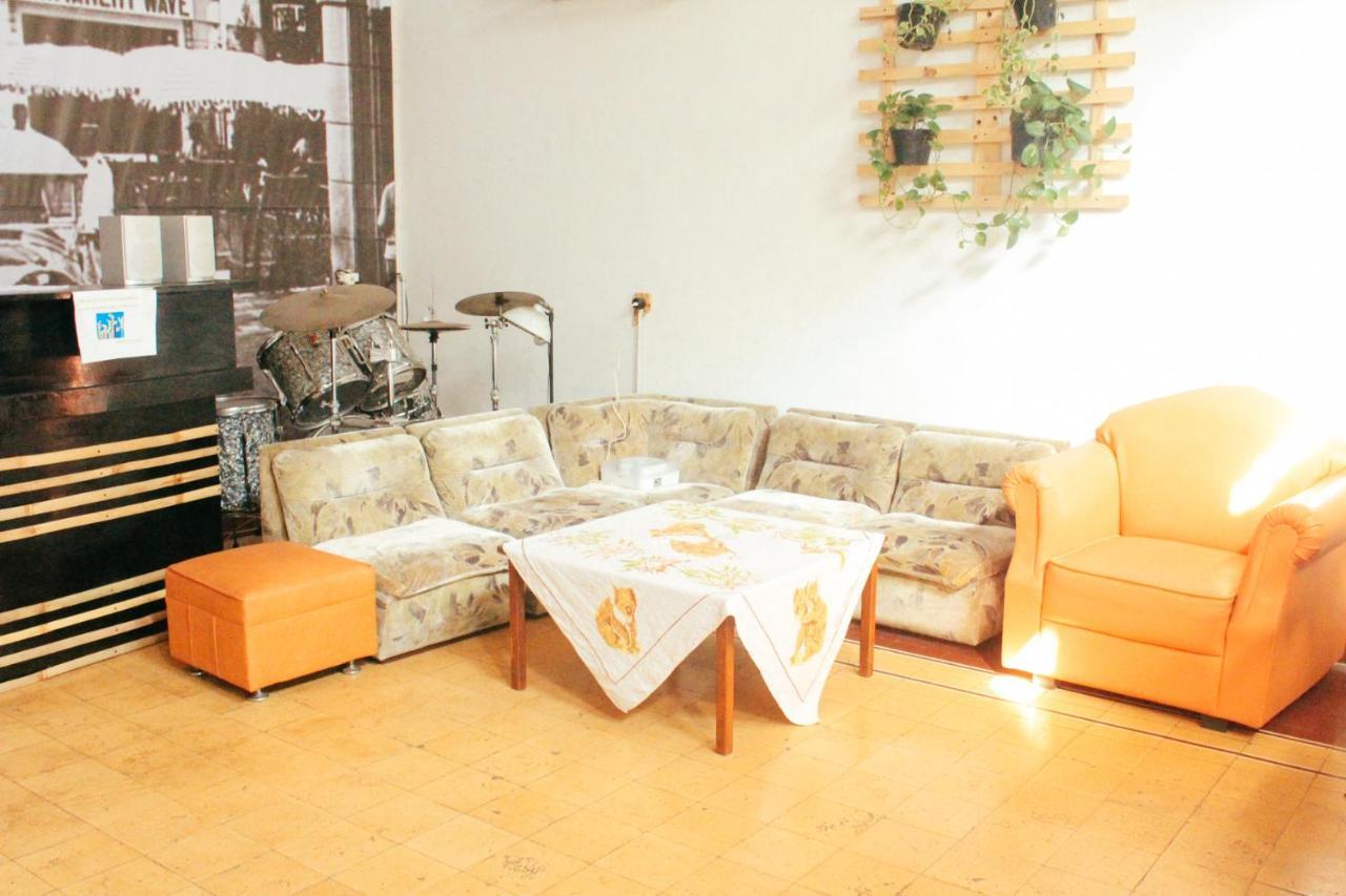 Simplycity Hostel Syariah Bandung Bagian luar foto