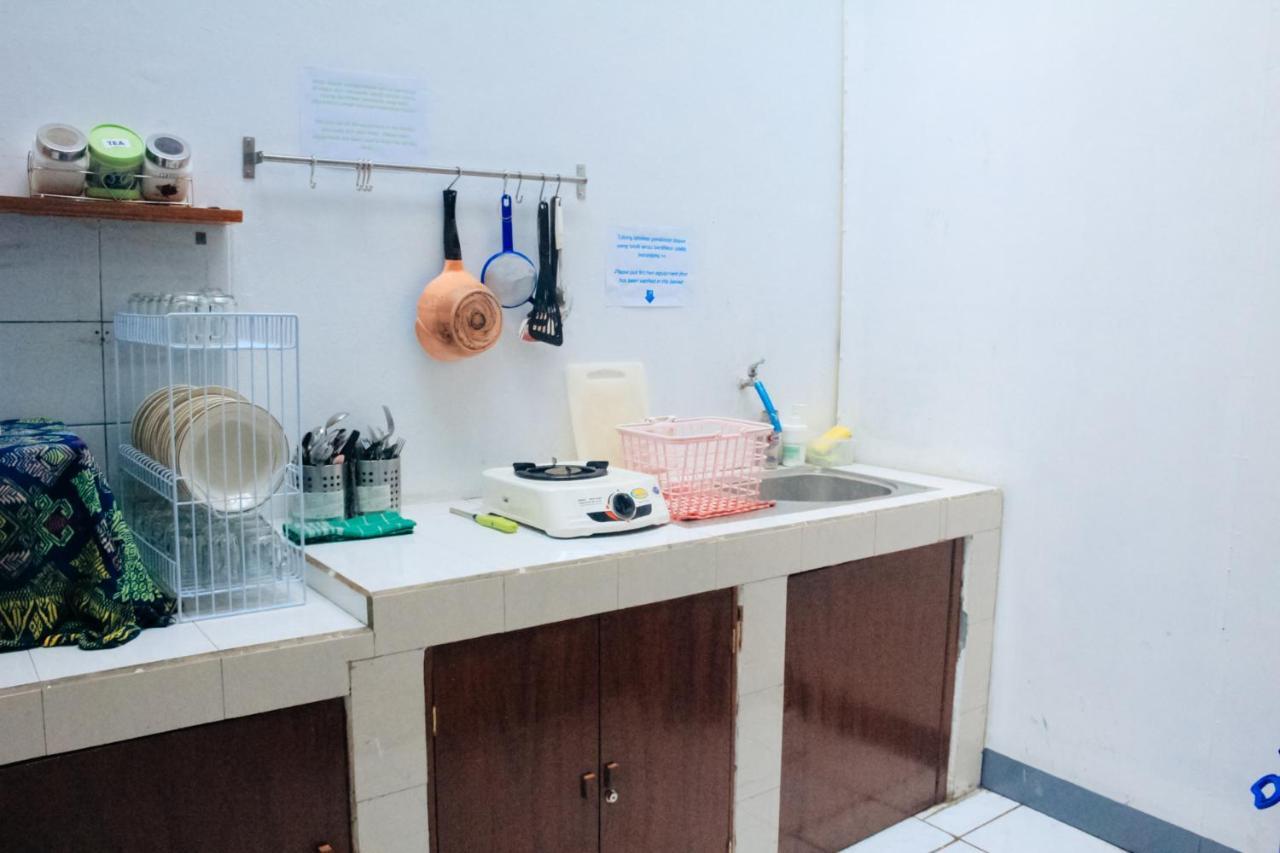 Simplycity Hostel Syariah Bandung Bagian luar foto