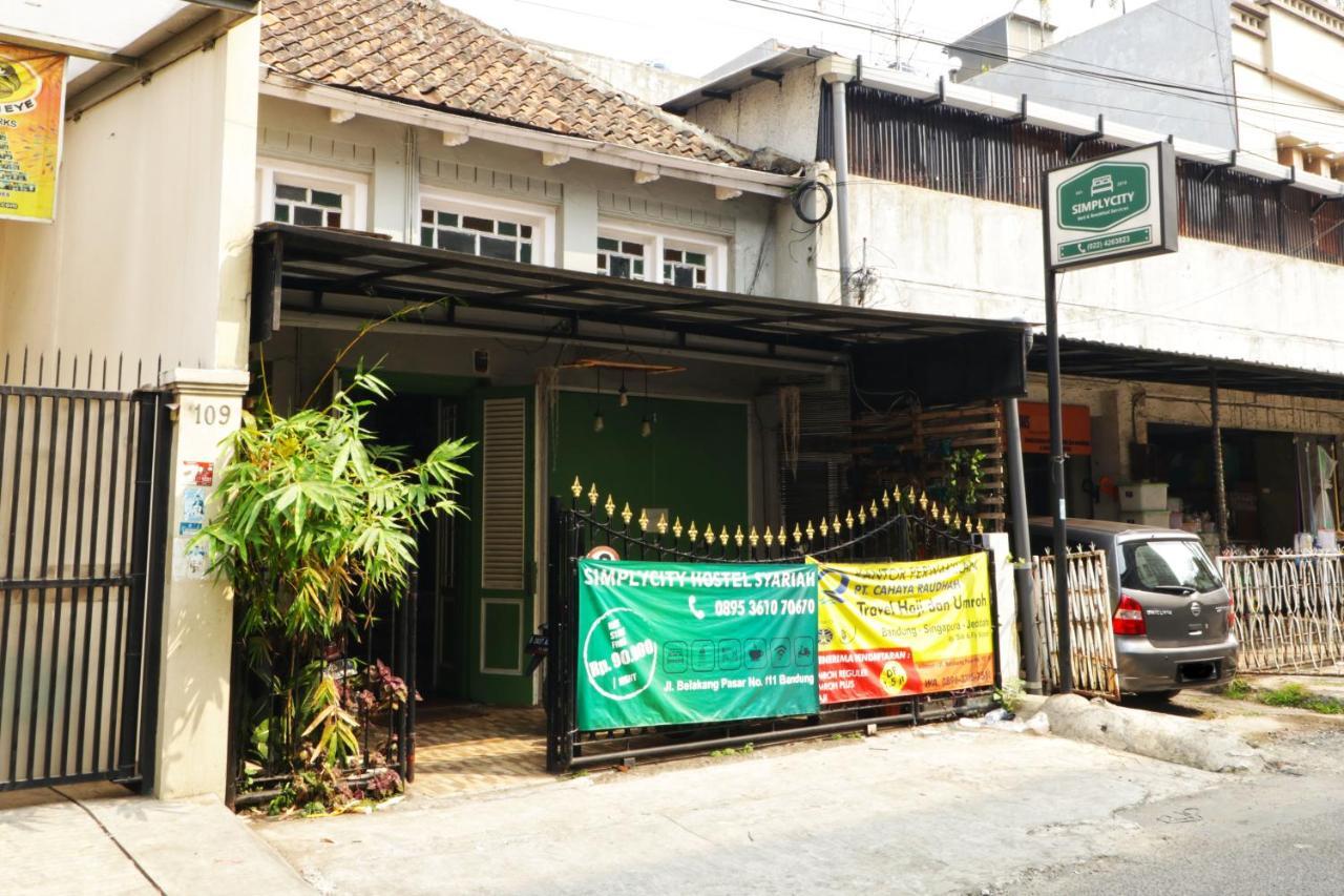 Simplycity Hostel Syariah Bandung Bagian luar foto