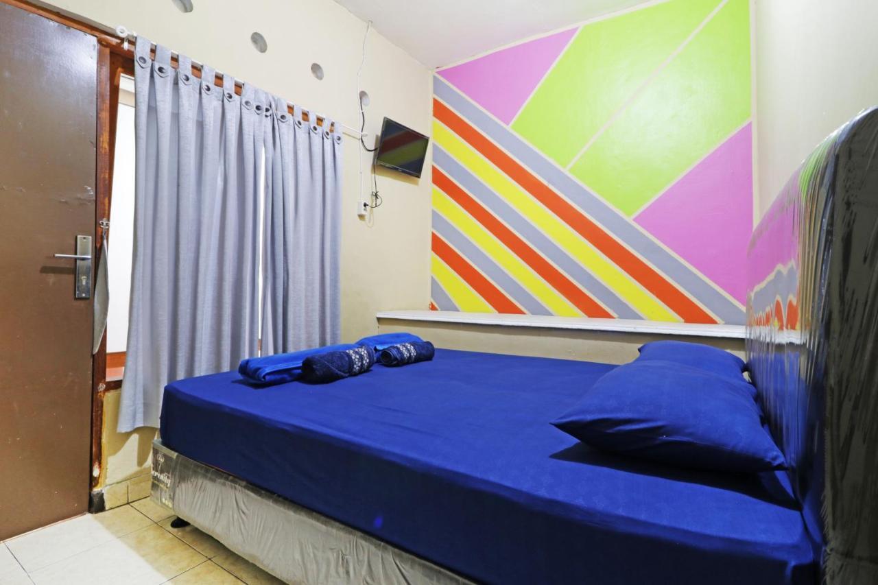 Simplycity Hostel Syariah Bandung Bagian luar foto